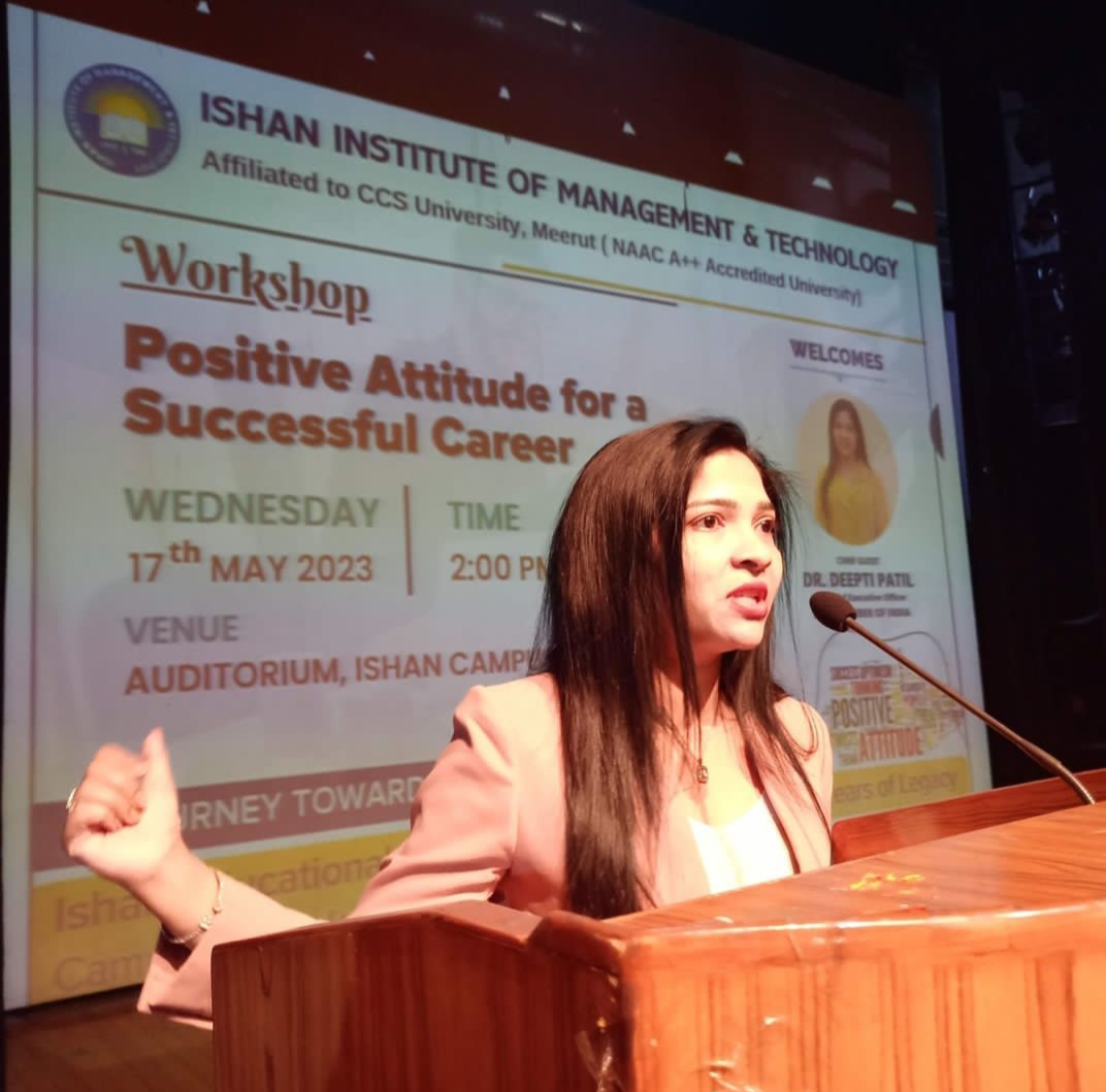 Dynamic Knowledge Platforms: